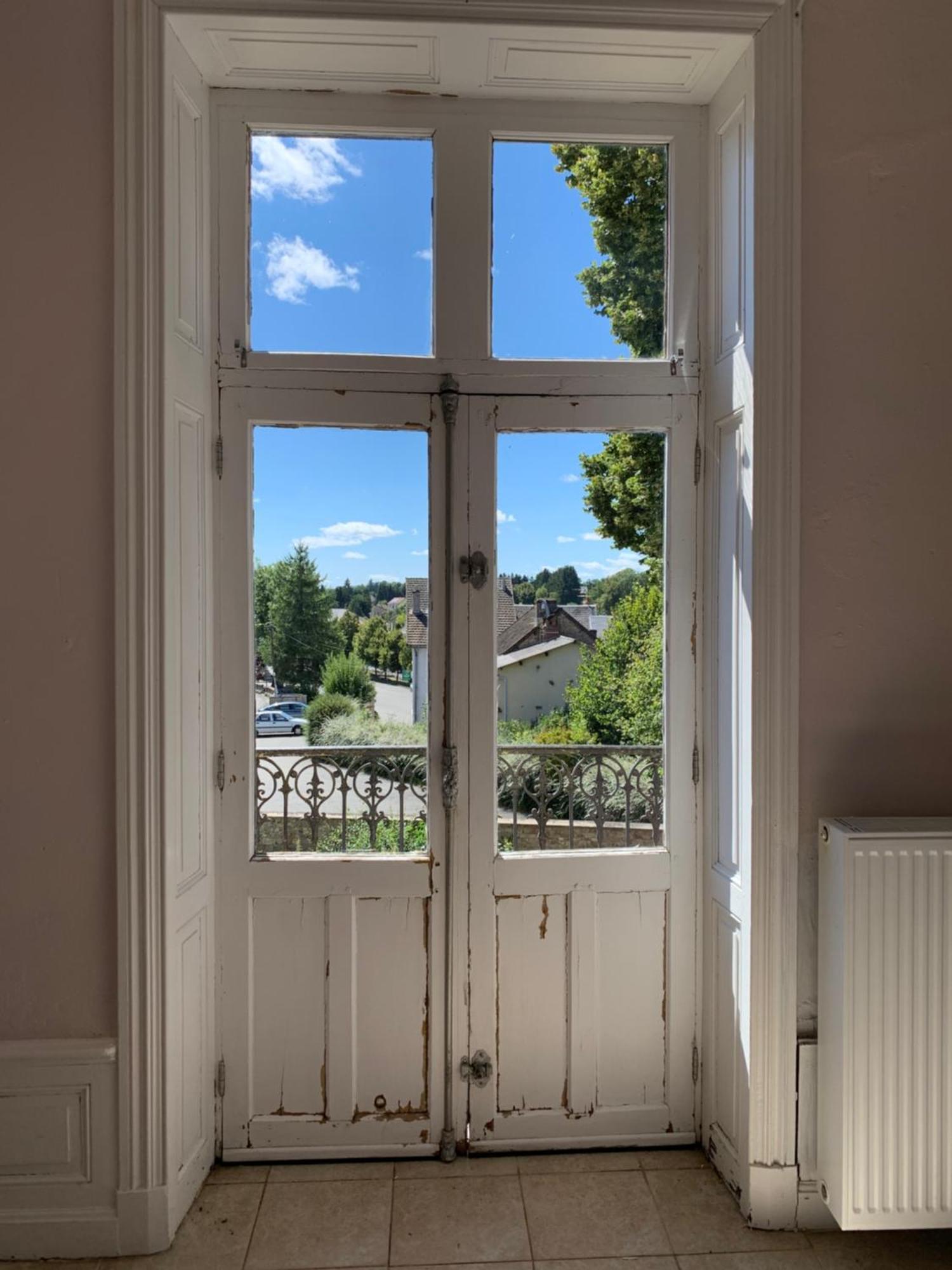 Le Chateau Giat Экстерьер фото